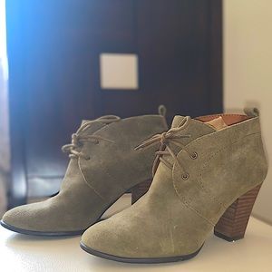 Lucky Brand ankle boots in Olive Green size 8. Worn 3 times at most.